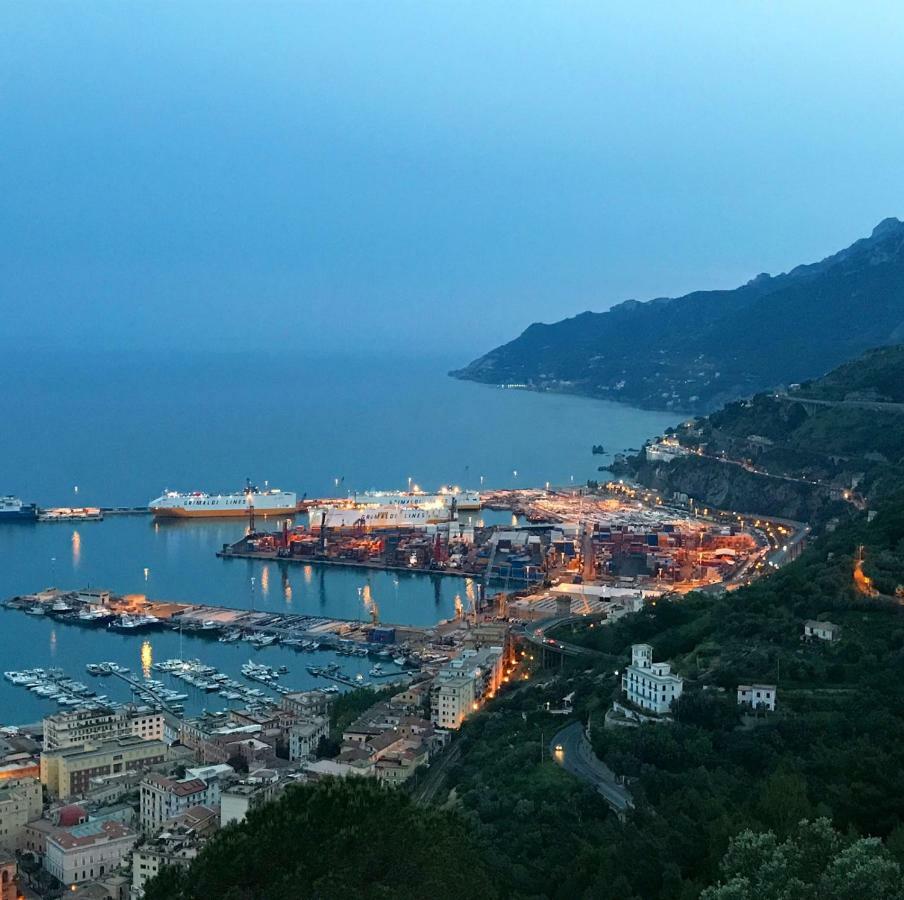 Апартаменти Salerno Centro Екстер'єр фото
